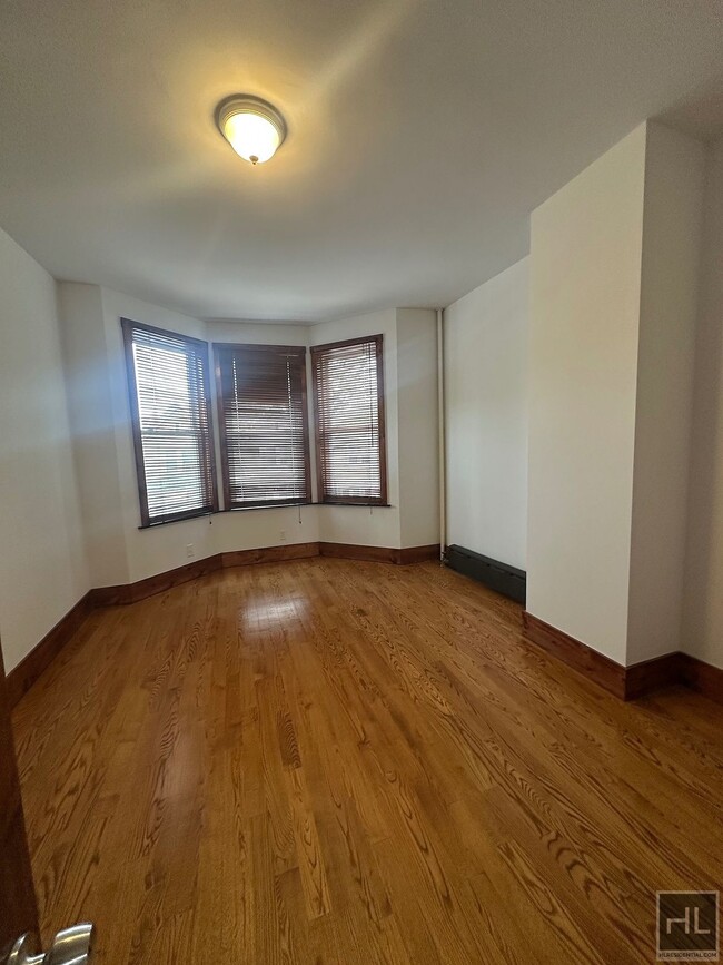 Building Photo - 80 80th St