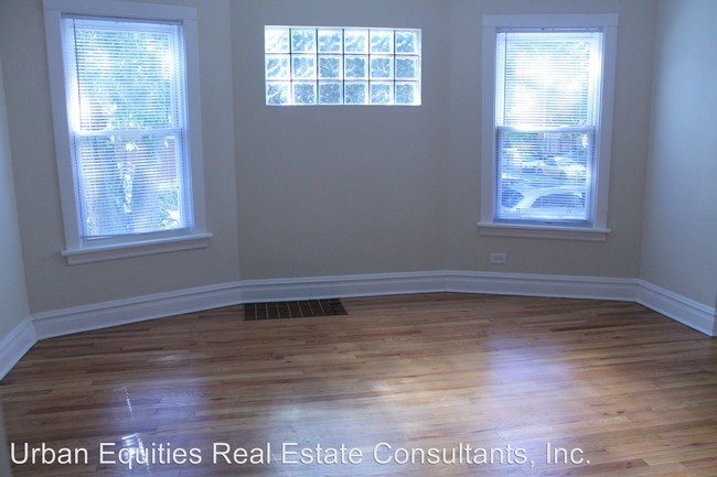 Building Photo - CMHDC-ALB, LLC 2101 N LeClaire Ave