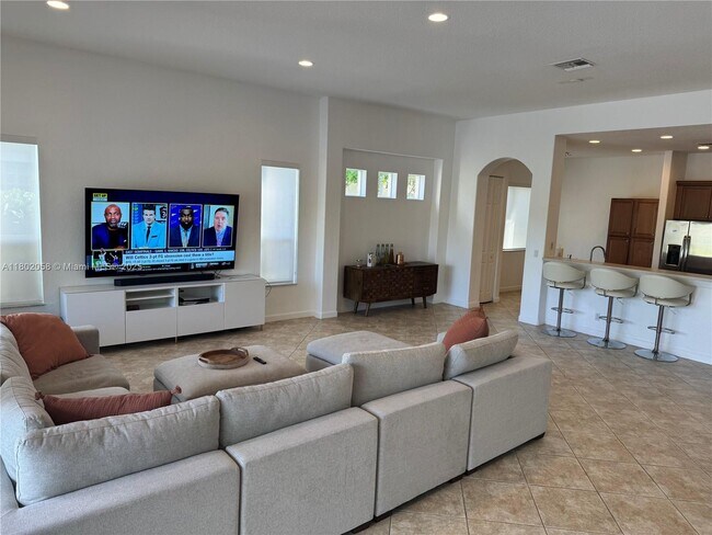 Foto del edificio - 7817 NW 121st Way