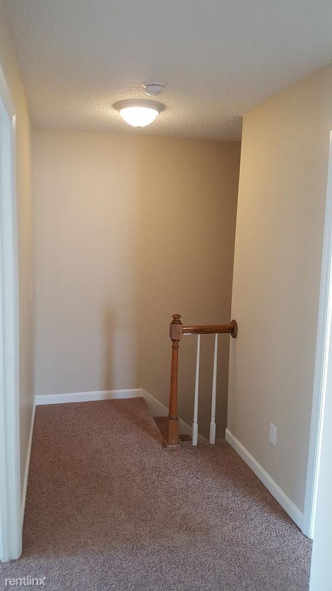 Building Photo - 3 br, 2 bath Townhome - 7840 Avalon Acres ...