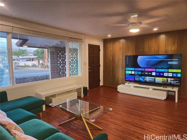 Foto principal - 4153 Kilauea Ave