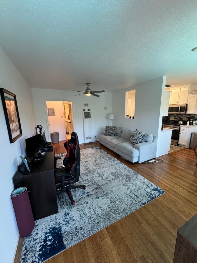 Foto del edificio - 1101 E Ocean Blvd