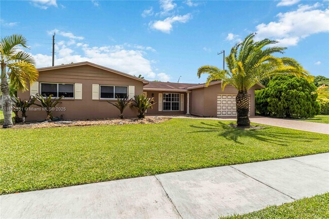 Foto del edificio - 10260 SW 108th St