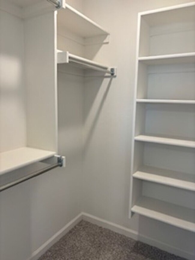 Building Photo - First month Free! NEW NEW NEW!