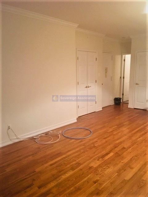 Foto del edificio - 210 West 104th Street