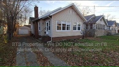 Building Photo - 822 E Virginia Ave