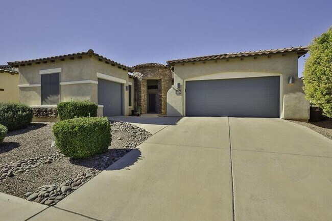 Building Photo - 15068 S Camino Rio Puerco