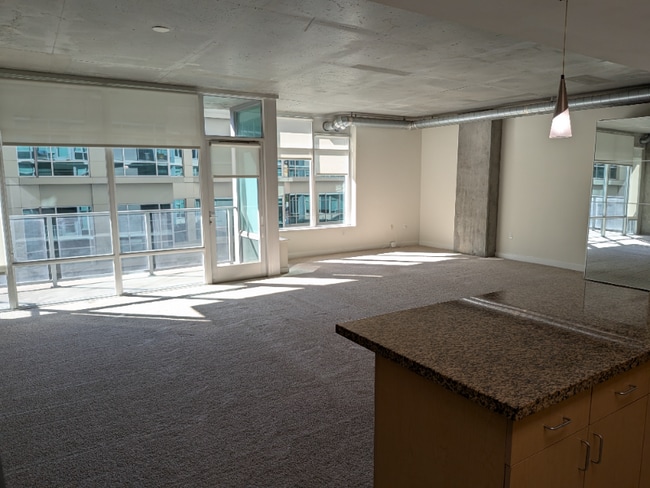 Foto del edificio - 1080 Park Blvd