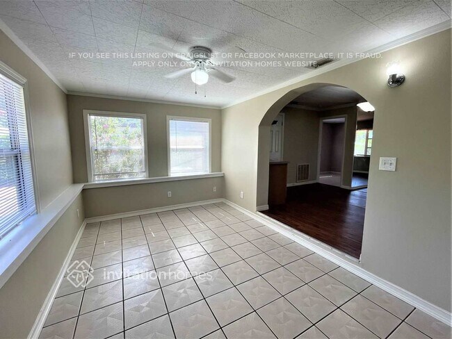 Foto del edificio - 3207 49th Ave Dr W