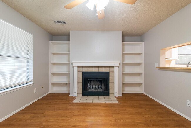 Building Photo - 2906 Jadewood Ct