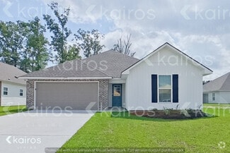 Building Photo - 13799 Pinyon Dr