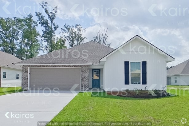 Building Photo - 13799 Pinyon Dr