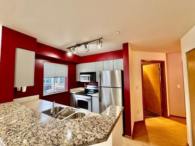 Foto del edificio - Studio for rent in the heart of Capitol Hill!!!!!!