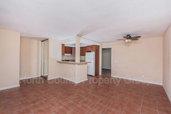 Building Photo - 159 W Glaucus St