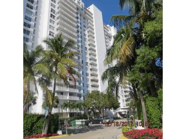 Building Photo - 2801 NE 183rd St