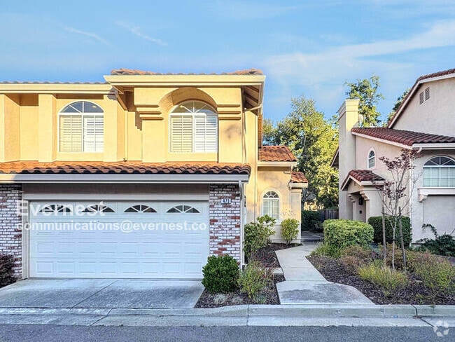 Building Photo - 473 S Clovercrest Ln