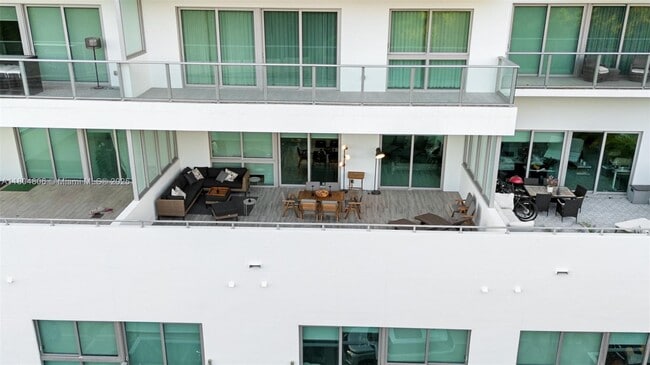 Foto del edificio - 1600 SW 1st Ave
