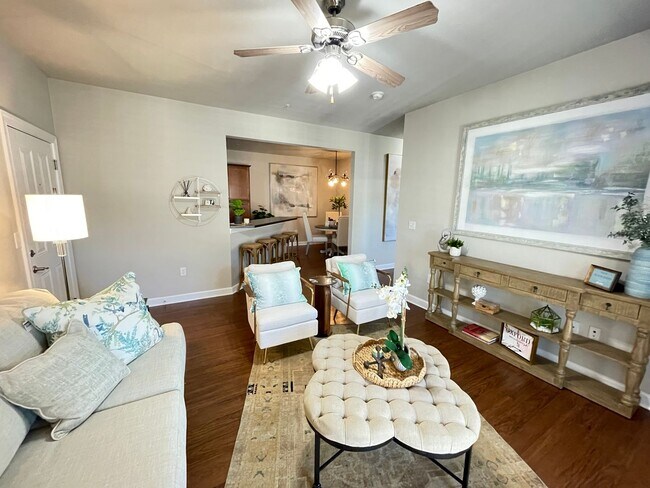 Foto del edificio - 3BD/3BA For Rent In Bluffs East