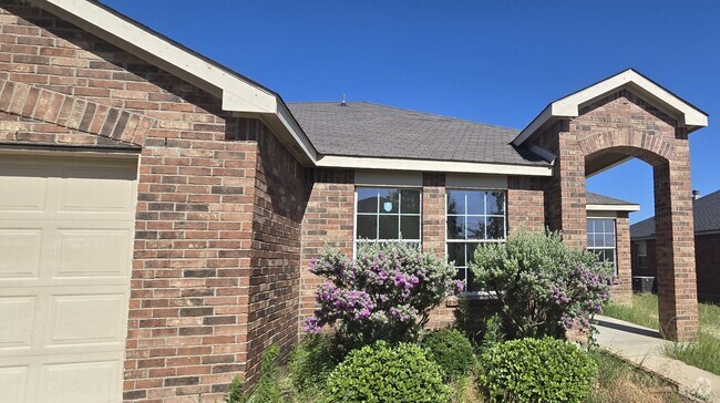 Building Photo - 6206 Taree Loop
