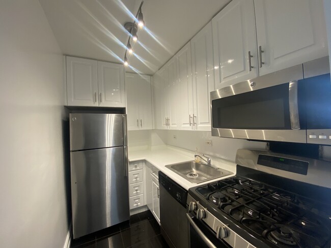 Foto del edificio - 864 8th Ave