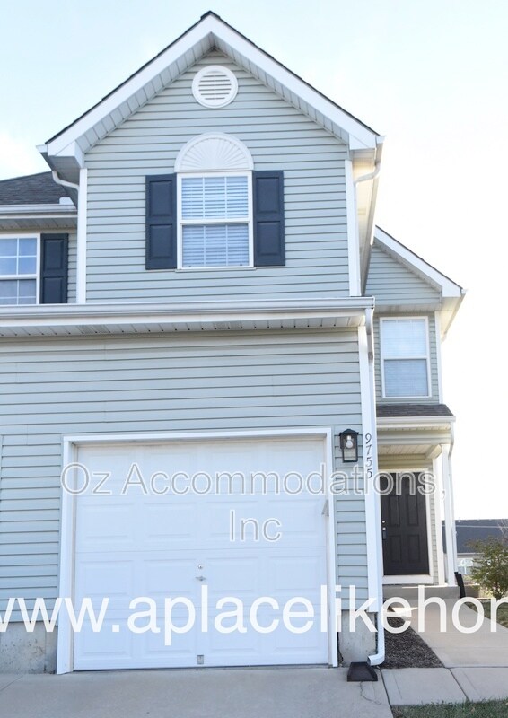 Foto del edificio - 9755 N Lewis Ave