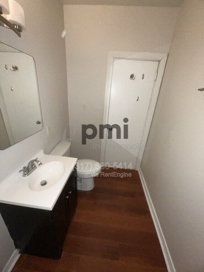 Foto del edificio - 402 N Delaware St