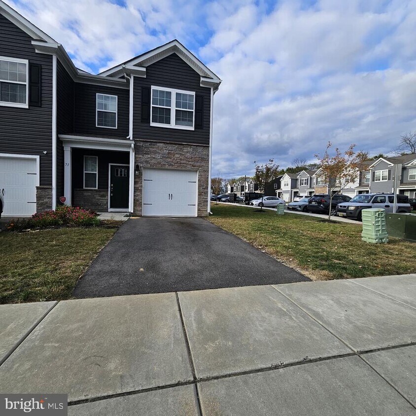 Foto principal - 71 Peregrine Way