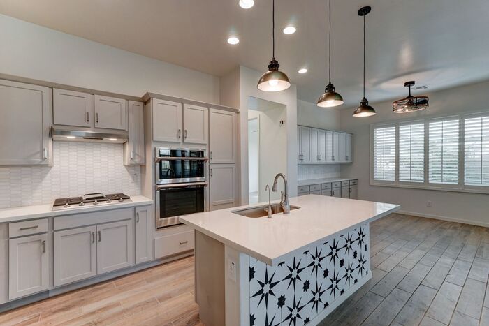 Primary Photo - READY TO VIEW NOW! Charming Home in Prime ...