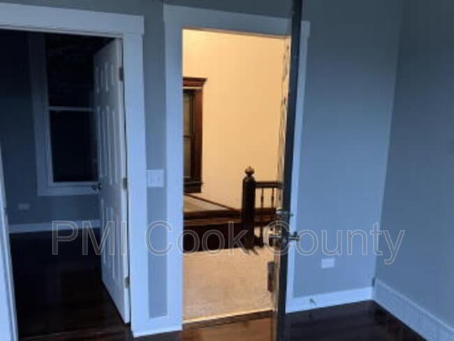 Building Photo - 1950 S Trumbull Ave