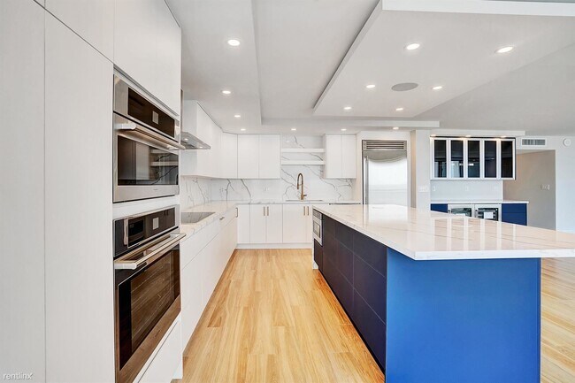 Foto del edificio - 2 br, 2.5 bath Condo - 1390 S Ocean Blvd A...