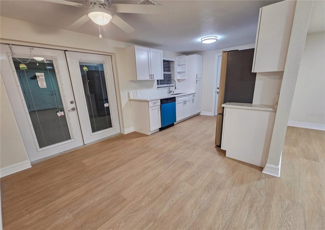 Building Photo - 8730 Sabal Way