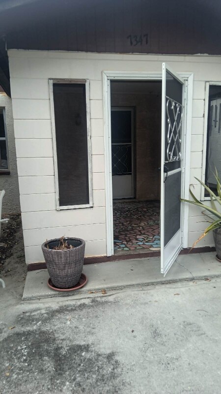 Foto del edificio - 7347 Timmons Rd