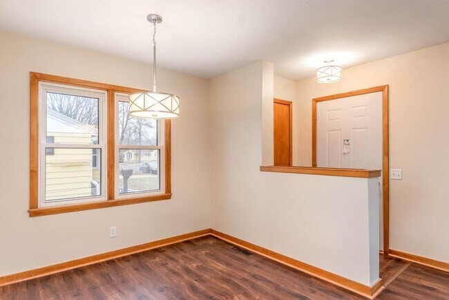 Foto del edificio - 20 Southview Dr