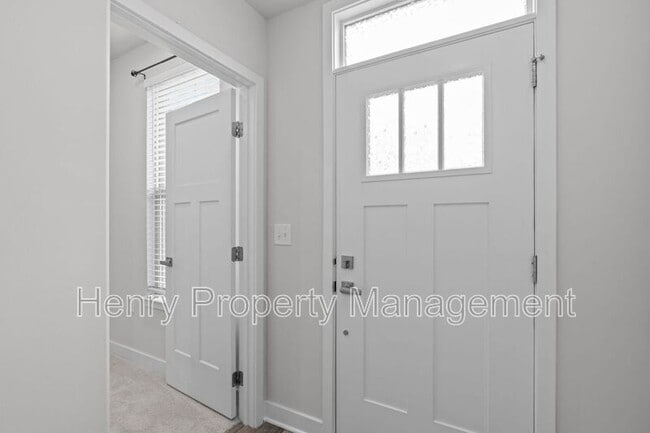 Building Photo - 1329 Channing Park Cir