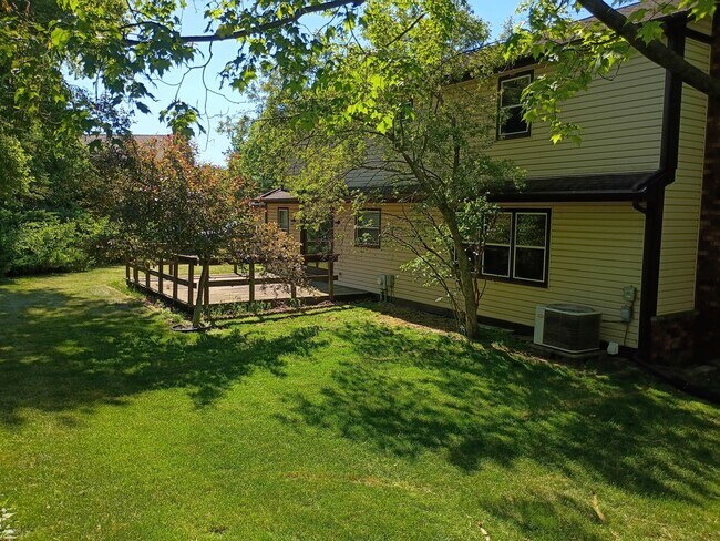 Foto del edificio - 20550 Coventry Dr