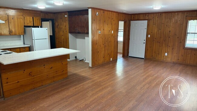 Foto del edificio - 416 Pinehurst Pl