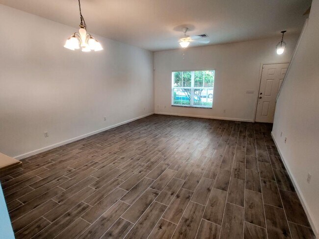 Foto del edificio - 11855 Deer Path Way