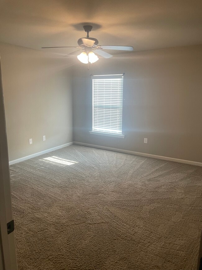Main Bedroom - 42614 Baystone Avenue