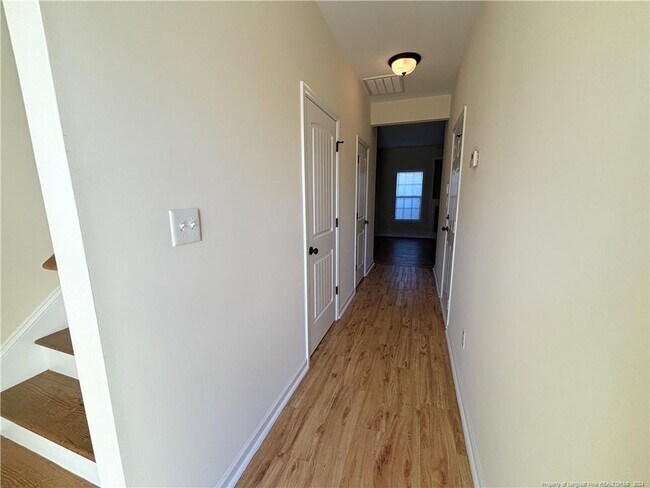 Building Photo - 3116 Horsepen Br