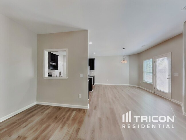 Foto del edificio - 97 Mystery Hill Ct