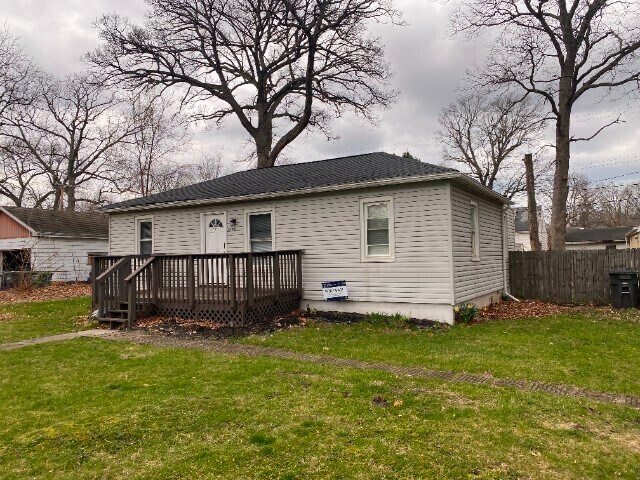 Primary Photo - AVAILABLE NOW! - 4722 East 27th Avenue, La...