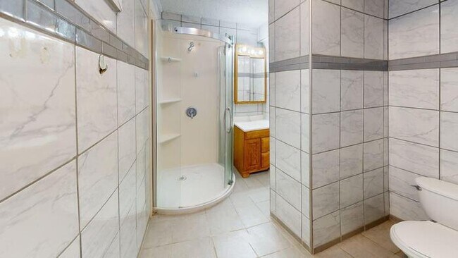 Foto del edificio - 1727 Assumption Dr