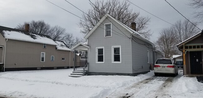 Foto del edificio - Clark / Fulton Area - 4 Bedroom Single Fam...