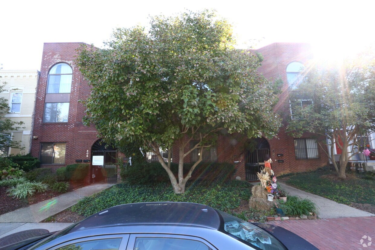 Foto del edificio - 406 15th St SE