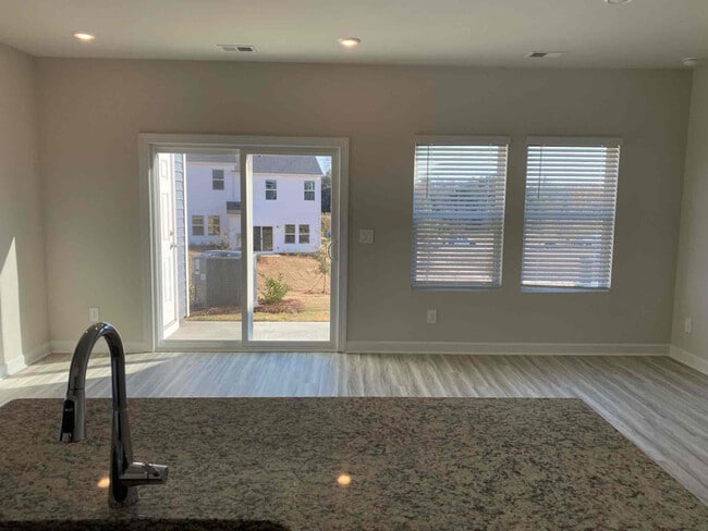 Foto del edificio - 1413 Old Rivers Rd