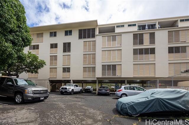 Foto del edificio - 1099 Green St
