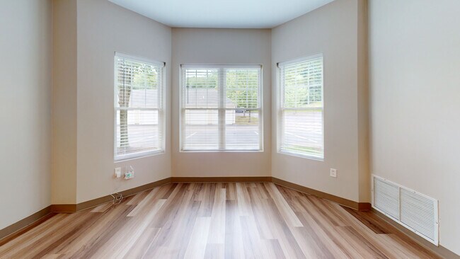 Interior Photo - Union Place