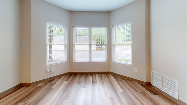 Interior Photo - Union Place