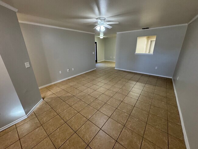 Foto del edificio - 534 N Brentwood Ave