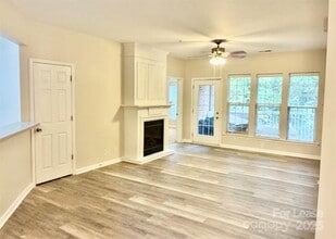 Building Photo - 3232 Margellina Drive